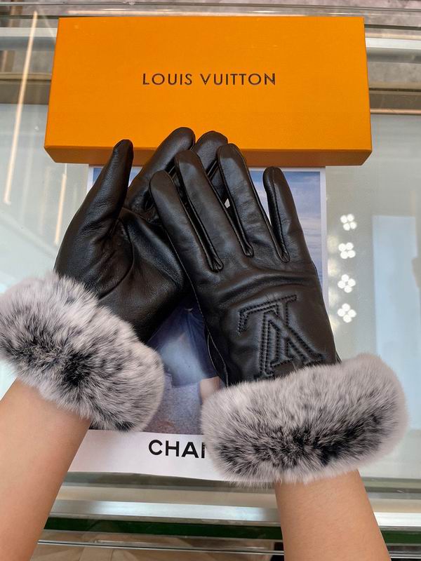 LV gloves hm30